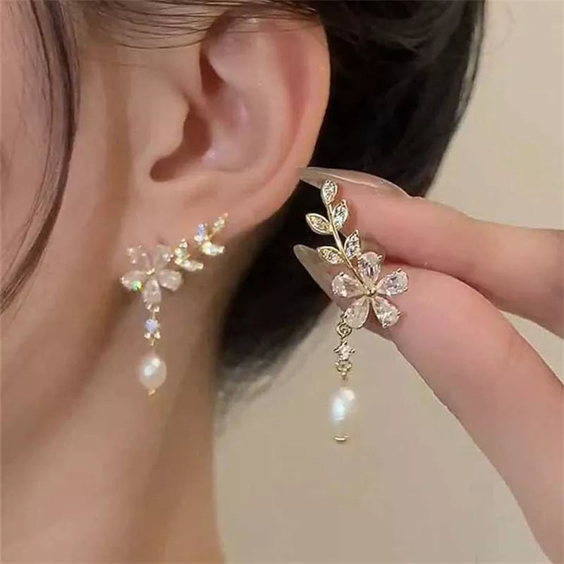 Exquisite Leaves Crystal Flower Stud Earrings